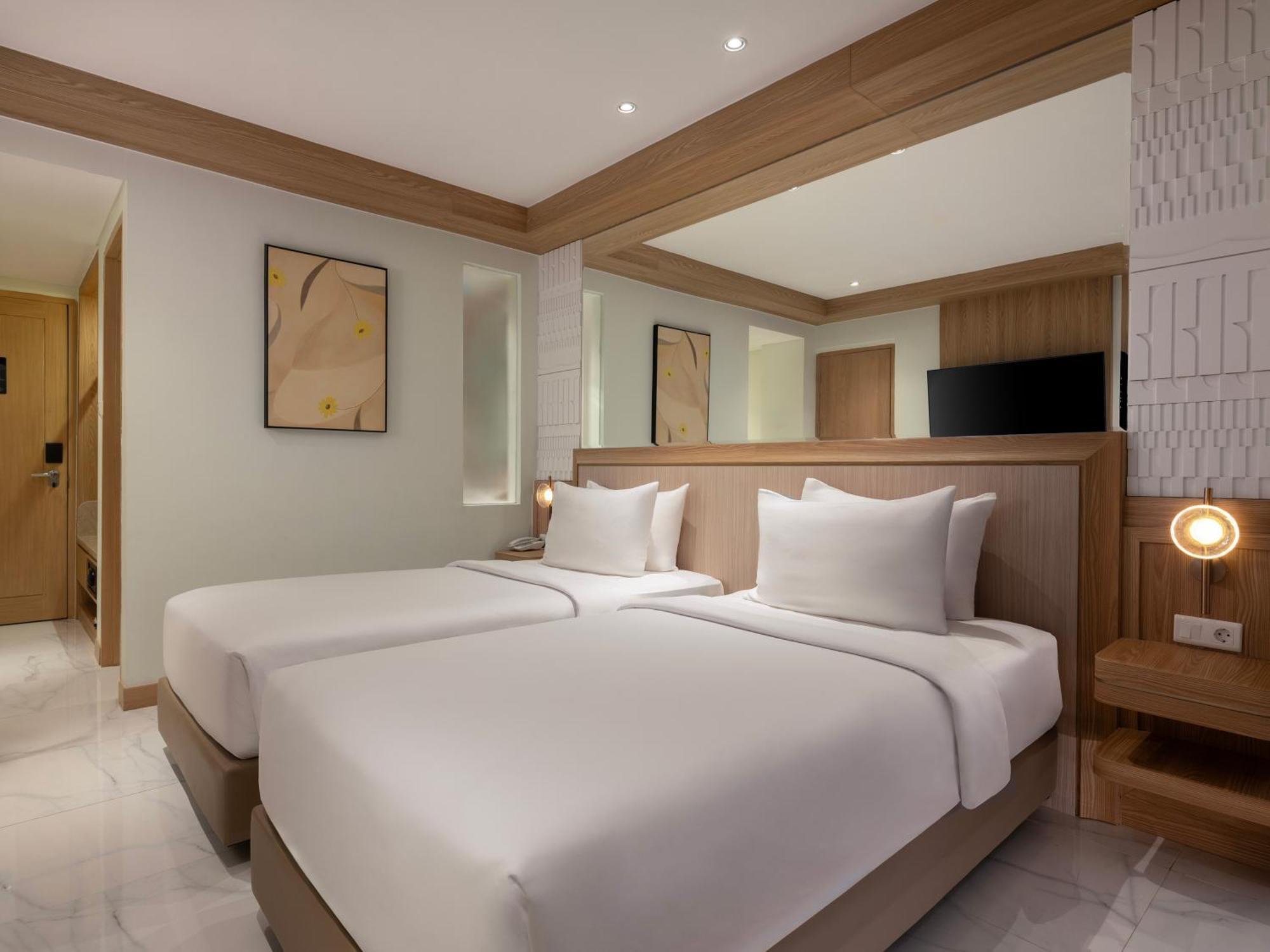 Golden Hill By Golden Tulip Ξενοδοχείο Tlekung Εξωτερικό φωτογραφία