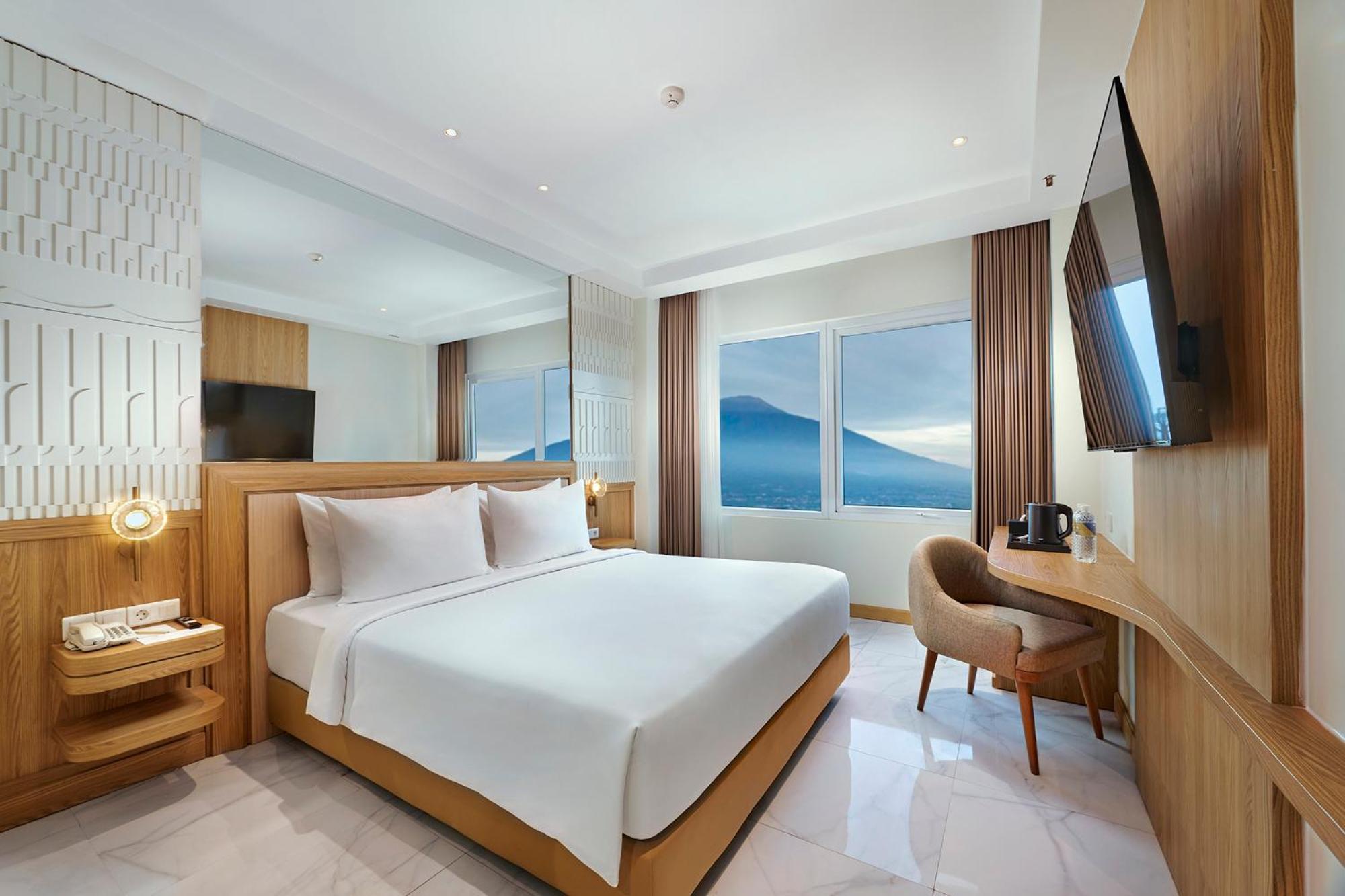 Golden Hill By Golden Tulip Ξενοδοχείο Tlekung Εξωτερικό φωτογραφία
